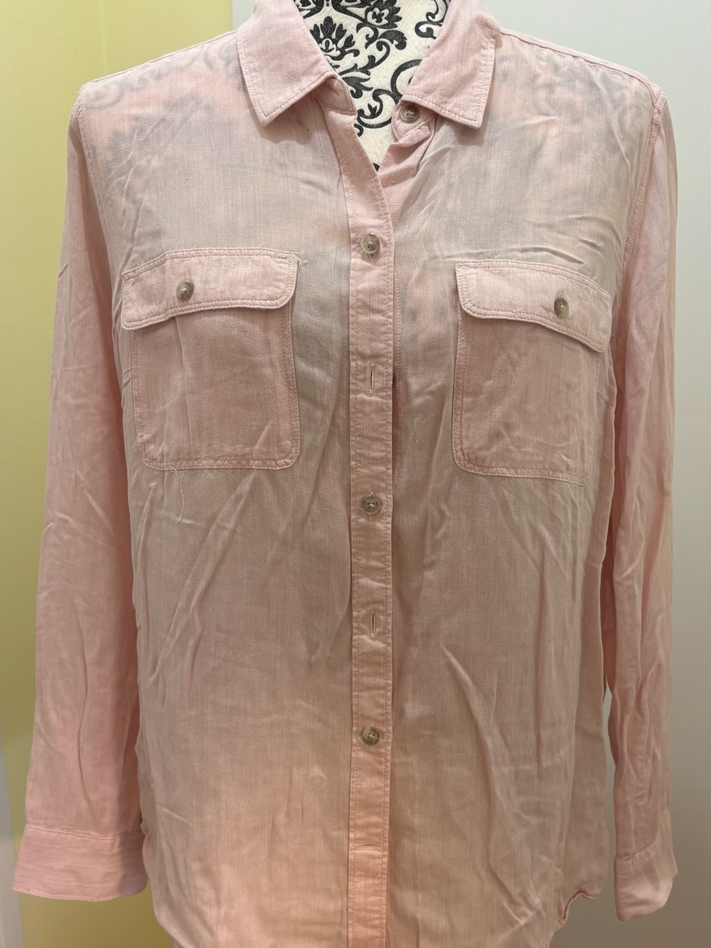 Eddie Bauer Pale Pink Women's Shirt - Large